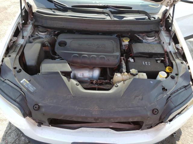 Photo 7 from auction – 2019 JEEP CHEROKEE L with VIN 1C4PJLLB3KD316059