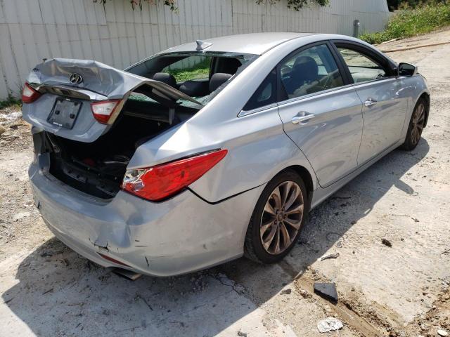 Photo 4 from auction – 2011 HYUNDAI SONATA with VIN 5NPEC4AC9BH181456