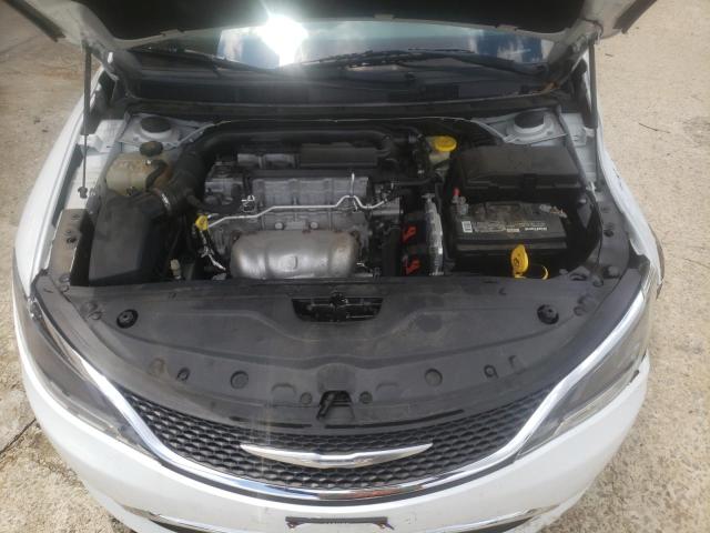 Photo 7 from auction – 2015 CHRYSLER 200 LIMITE with VIN 1C3CCCAB5FN714647