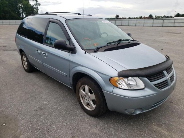 DODGE GRAND CARA 2005 with VIN 2D8GP44L35R503719 - Photo from auction