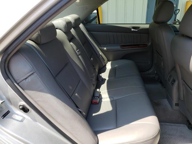 Photo 6 from auction – 2005 TOYOTA CAMRY LE with VIN 4T1BF30K95U107988