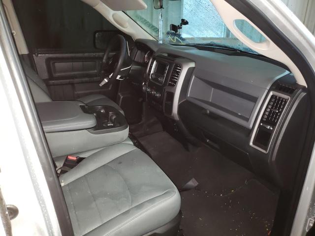 Photo 5 from auction – 2017 RAM 1500 ST with VIN 1C6RR6KT3HS775701