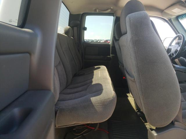 Photo 6 from auction – 2004 CHEVROLET SILVERADO with VIN 1GCEK19T84E166889