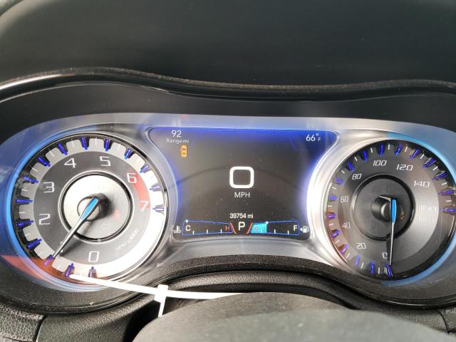 Photo 8 from auction – 2016 CHRYSLER 300 S with VIN 2C3CCABT5GH170625