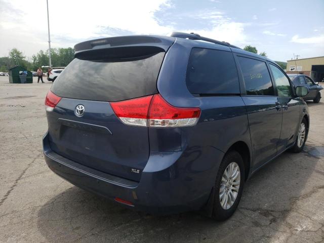 Photo 4 from auction – 2014 TOYOTA SIENNA XLE with VIN 5TDYK3DC8ES464211