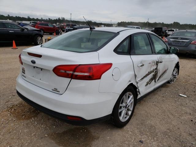 Photo 4 from auction – 2015 FORD FOCUS SE with VIN 1FADP3F26FL205939