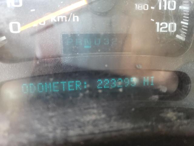 Фото 8 с аукциона – 2005 CHEVROLET SILVERADO с VIN 1GCHK232X5F876701