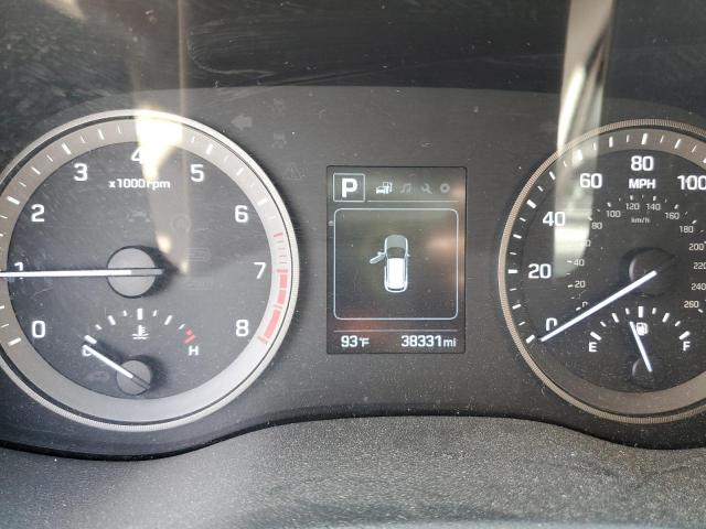 Photo 8 from auction – 2018 HYUNDAI TUCSON SE with VIN KM8J2CA49JU791104