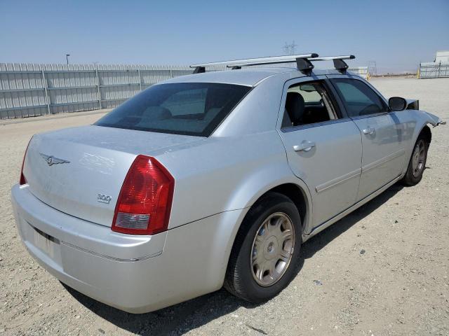 Photo 4 from auction – 2005 CHRYSLER 300 TOURIN with VIN 2C3JA53G35H507974