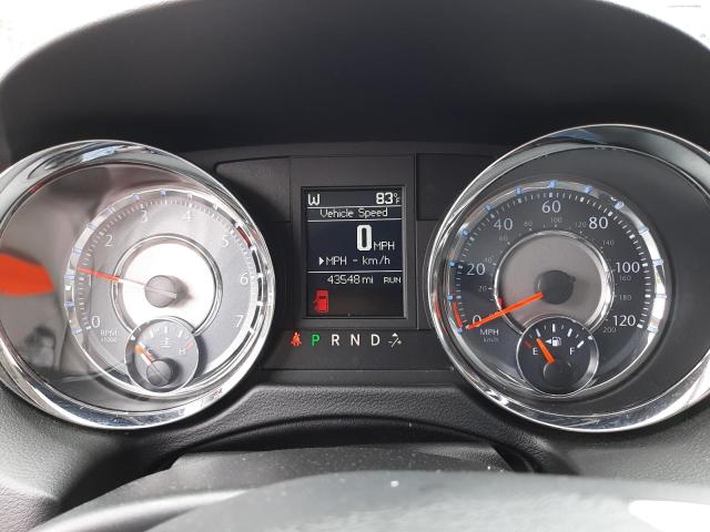 Photo 8 from auction – 2016 CHRYSLER TOWN & COU with VIN 2C4RC1BG1GR112689