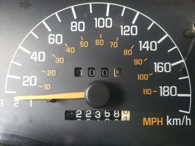 Photo 8 from auction – 2002 PONTIAC GRAND PRIX with VIN 1G2WP52K42F232395