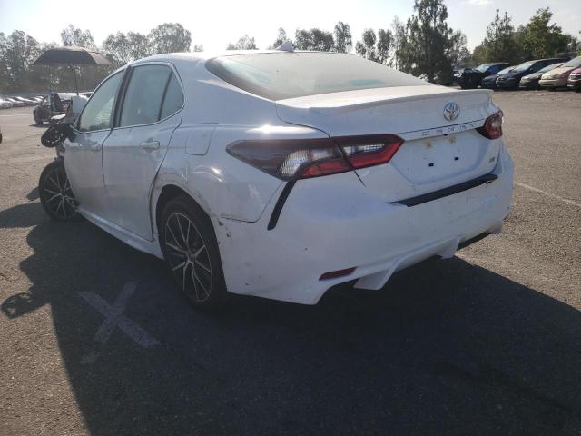 Photo 3 from auction – 2022 TOYOTA CAMRY SE with VIN 4T1G11AK2NU680268