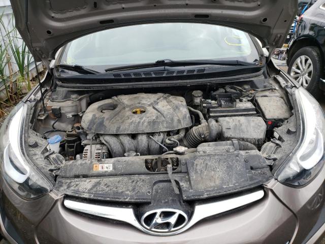 Photo 7 from auction – 2016 HYUNDAI ELANTRA SE with VIN 5NPDH4AE2GH664969