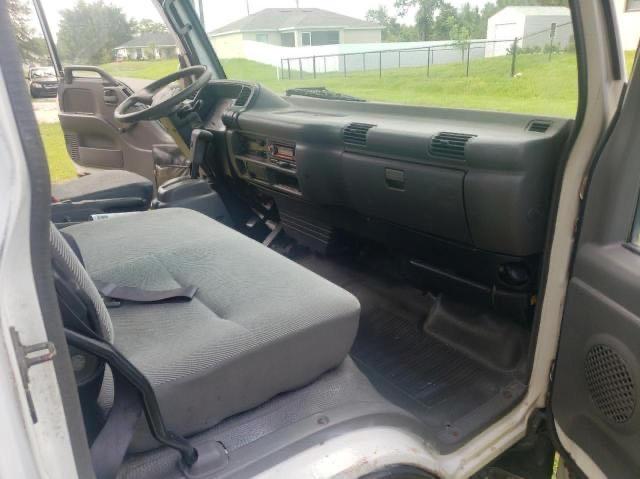 Photo 5 from auction – 2003 GMC 5500 W5504 with VIN J8DE5B14437901273