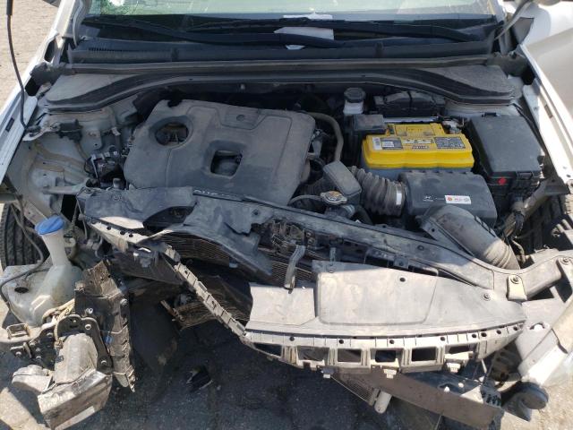 Photo 7 from auction – 2017 HYUNDAI ELANTRA SE with VIN 5NPD84LFXHH128200