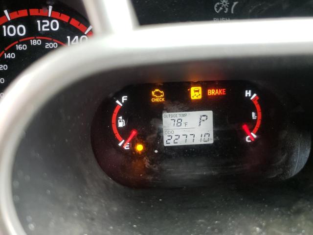 Photo 8 from auction – 2010 PONTIAC VIBE with VIN 5Y2SP6E06AZ415000