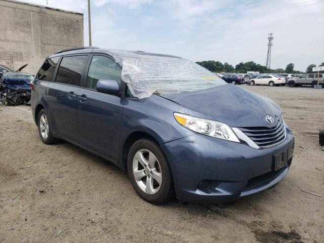 TOYOTA SIENNA LE 2017 with VIN 5TDKZ3DC9HS842381 - Photo from auction
