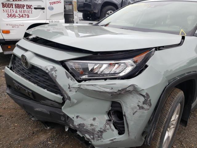 Photo 9 from auction – 2020 TOYOTA RAV4 XLE with VIN JTMP1RFV0LD047903