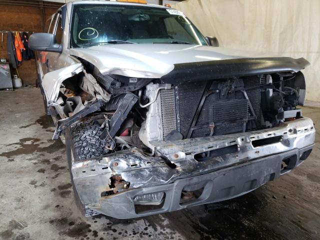 Foto 9 de la subasta – 2004 CHEVROLET SILVERADO con VIN 1GCHK29174E163015
