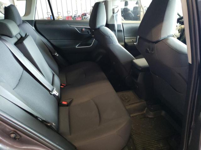 Photo 6 from auction – 2019 TOYOTA RAV4 LE with VIN JTMF1RFV8KJ012747