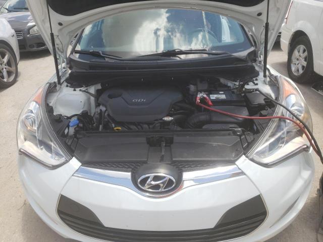 Photo 7 from auction – 2014 HYUNDAI VELOSTER with VIN KMHTC6AD3EU208541