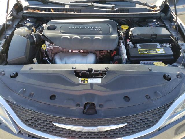 Photo 7 from auction – 2015 CHRYSLER 200 LIMITE with VIN 1C3CCCAB5FN720402