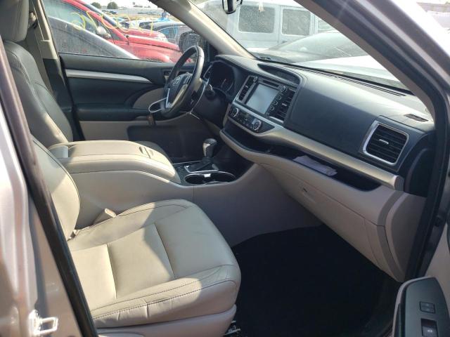 Photo 5 from auction – 2015 TOYOTA HIGHLANDER with VIN 5TDKKRFH7FS068807