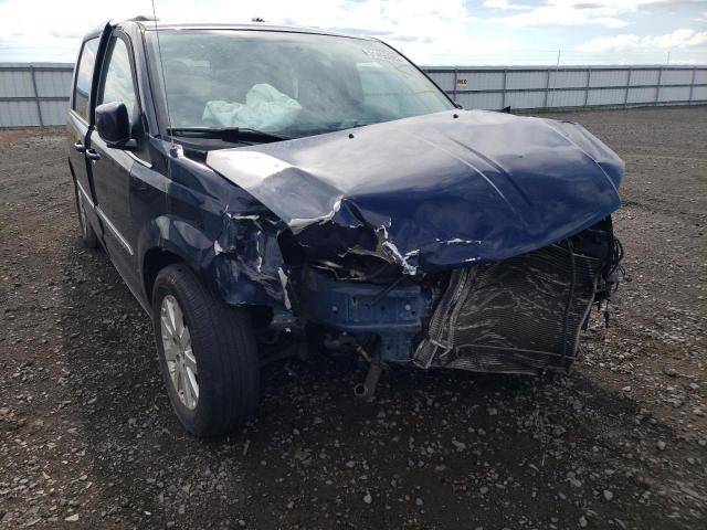 CHRYSLER TOWN & COU 2015 with VIN 2C4RC1BG9FR695849 - Photo from auction
