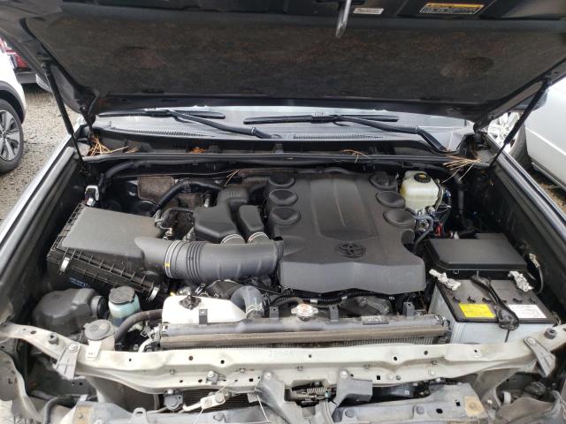 Photo 7 from auction – 2019 TOYOTA 4RUNNER SR with VIN JTEBU5JR9K5685706