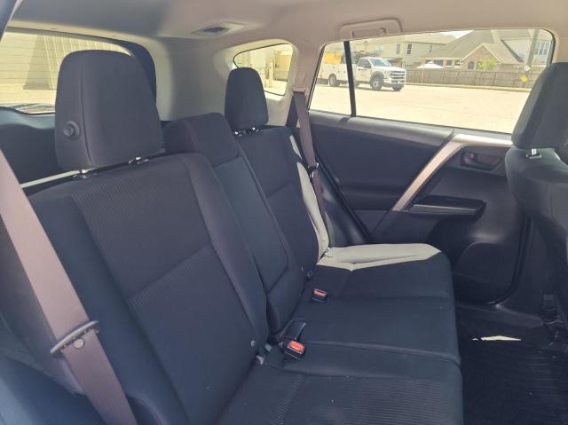 Photo 6 from auction – 2016 TOYOTA RAV4 LE with VIN JTMZFREV7GJ090833