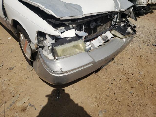 Photo 9 from auction – 2005 MERCURY GRAND MARQ with VIN 2MEFM75W45X613394