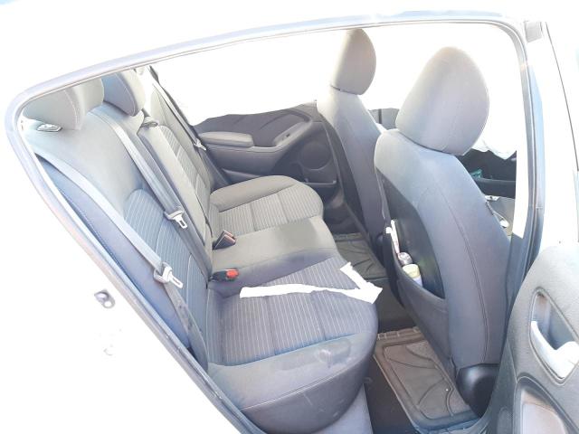 Photo 6 from auction – 2018 KIA FORTE LX with VIN 3KPFL4A70JE219733