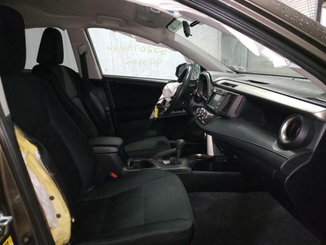 Photo 5 from auction – 2015 TOYOTA RAV4 LE with VIN 2T3BFREV2FW331621