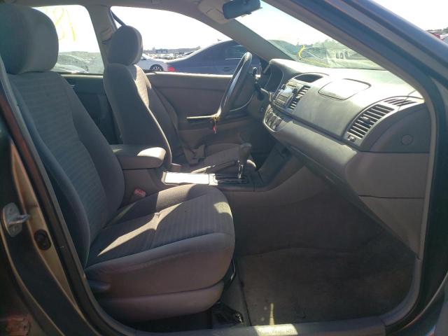 Photo 5 from auction – 2005 TOYOTA CAMRY LE with VIN 4T1BE32K65U508284
