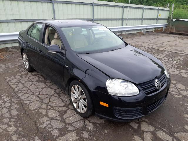 VOLKSWAGEN JETTA WOLF 2010 with VIN 3VWRJ7AJ2AM048843 - Photo from auction