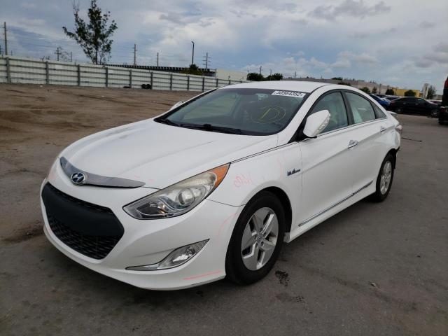 Photo 2 from auction – 2011 HYUNDAI SONATA HYB with VIN KMHEC4A43BA005689