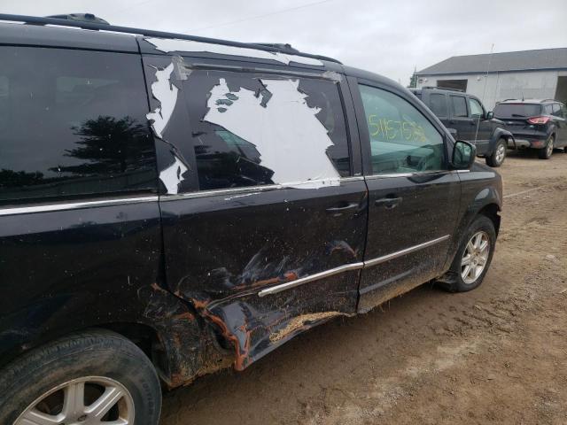 Photo 9 from auction – 2010 CHRYSLER TOWN & COU with VIN 2A4RR8DX0AR320942
