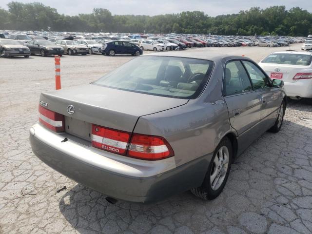 Photo 4 from auction – 2001 LEXUS ES 300 with VIN JT8BF28G610330472