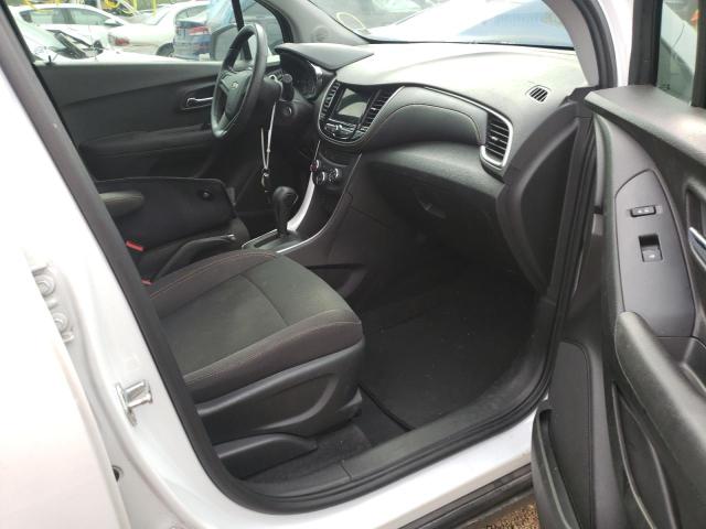 Photo 5 from auction – 2018 CHEVROLET TRAX LS with VIN 3GNCJKSBXJL202604