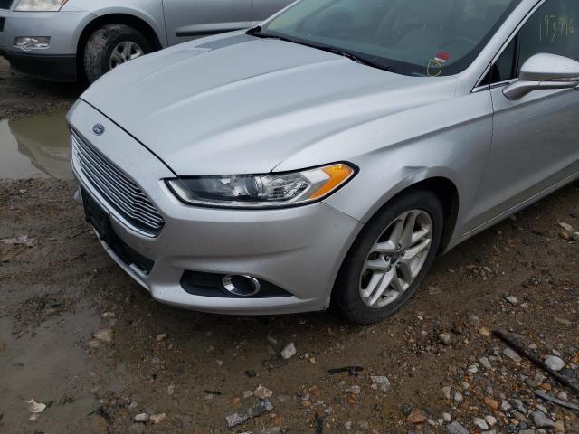 Photo 9 from auction – 2013 FORD FUSION SE with VIN 3FA6P0HR1DR143270