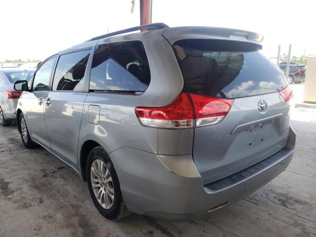 Photo 3 from auction – 2014 TOYOTA SIENNA XLE with VIN 5TDYK3DC4ES524310