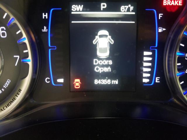 Photo 8 from auction – 2015 CHRYSLER 200 LIMITE with VIN 1C3CCCAB8FN521652