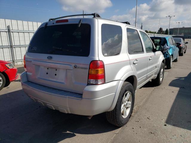 Photo 4 from auction – 2005 FORD ESCAPE HEV with VIN 1FMCU96H25KE01348