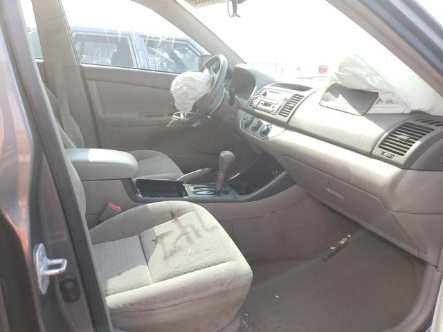 Photo 5 from auction – 2002 TOYOTA CAMRY LE with VIN 4T1BE32K72U527874
