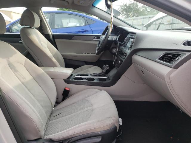 Photo 5 from auction – 2016 HYUNDAI SONATA SE with VIN 5NPE24AF7GH368876