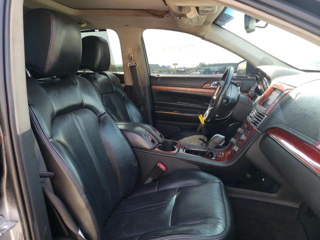 Photo 5 from auction – 2010 LINCOLN MKT with VIN 2LMHJ5AR2ABJ06668