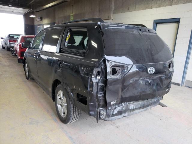 Photo 3 from auction – 2015 TOYOTA SIENNA LE with VIN 5TDKK3DC5FS562782