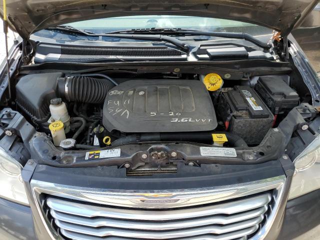 Photo 7 from auction – 2015 CHRYSLER TOWN & COU with VIN 2C4RC1BG3FR582379