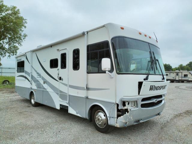 FOUR WINDSPORT 2002 with VIN 1FCNF53S120A04477 - Photo from auction