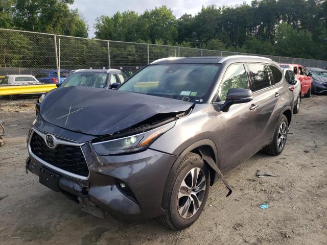 Photo 2 from auction – 2022 TOYOTA HIGHLANDER with VIN 5TDGZRAH6NS118877